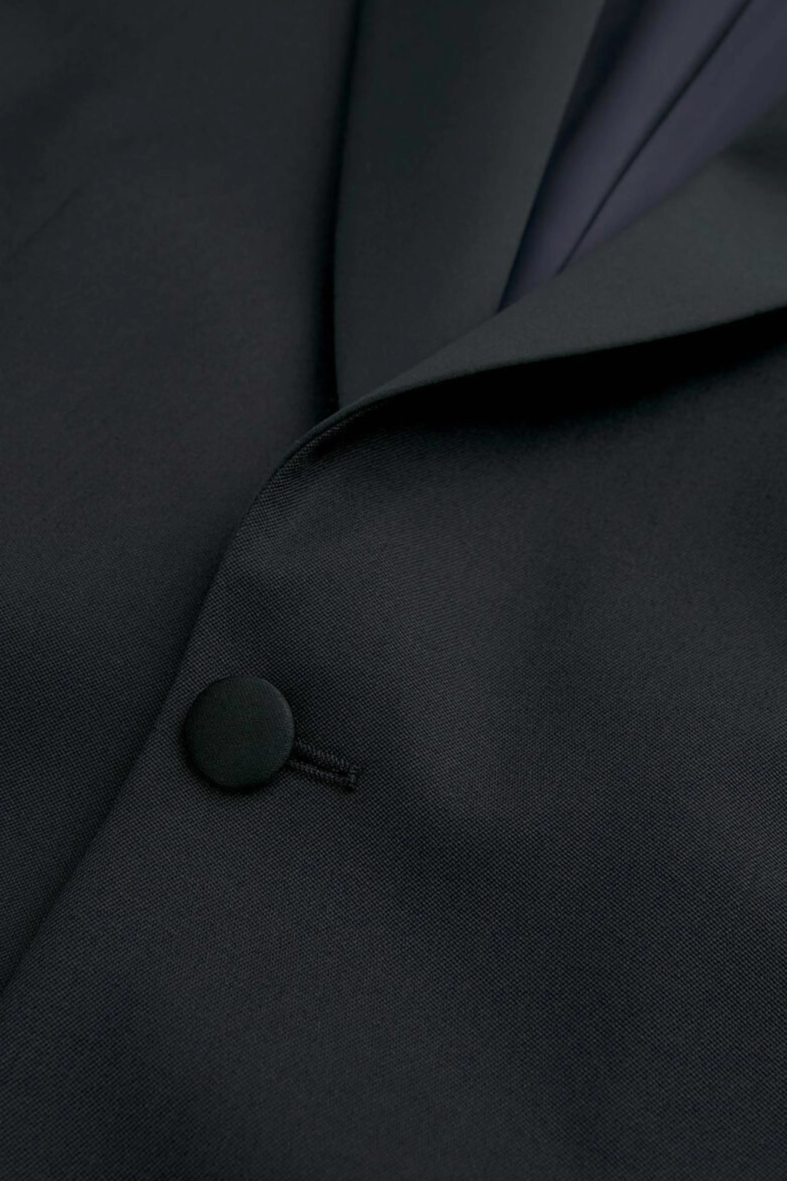 1903 Tuxedo Blazer in Black