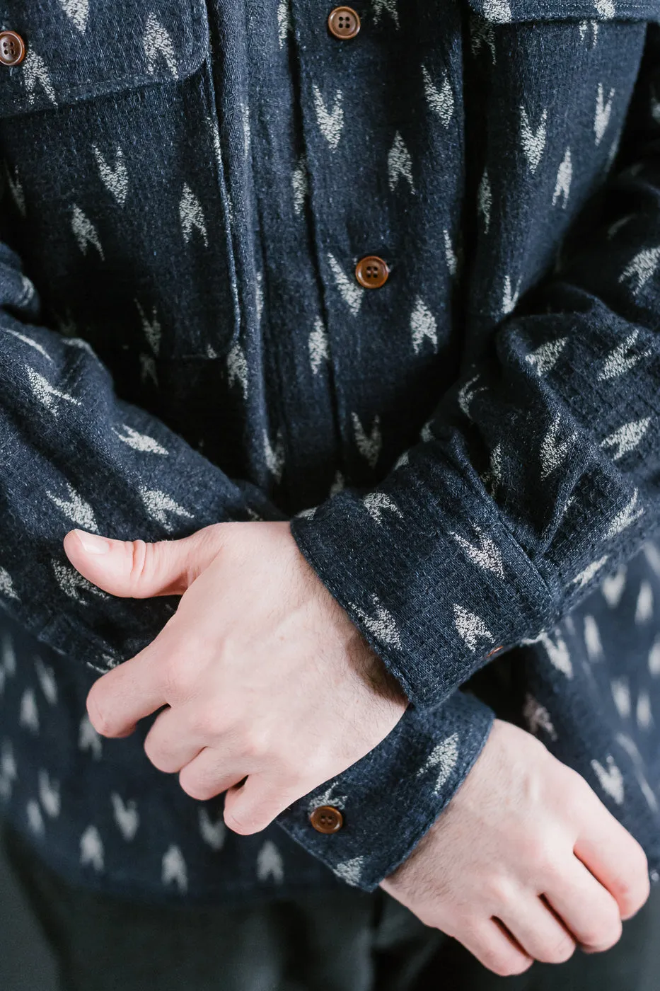 5712 - "Arrow Kasuri" Sashiko Shirt - Indigo