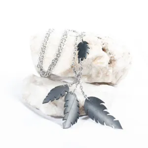 A-symmetrical Feather Necklace