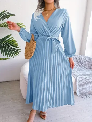 Camille - Elegant pleated dress with long sleeves and crossover neckline