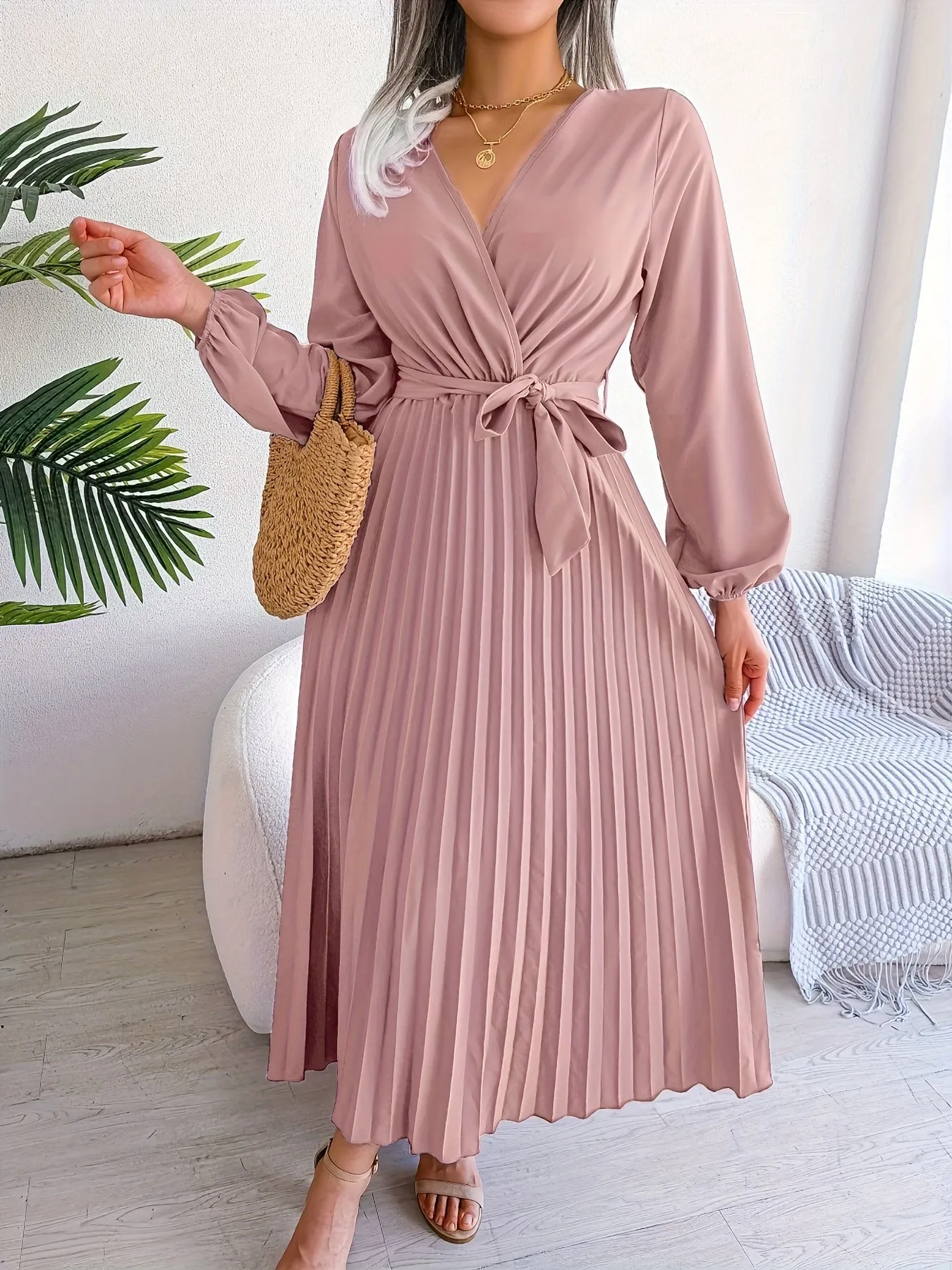 Camille - Elegant pleated dress with long sleeves and crossover neckline
