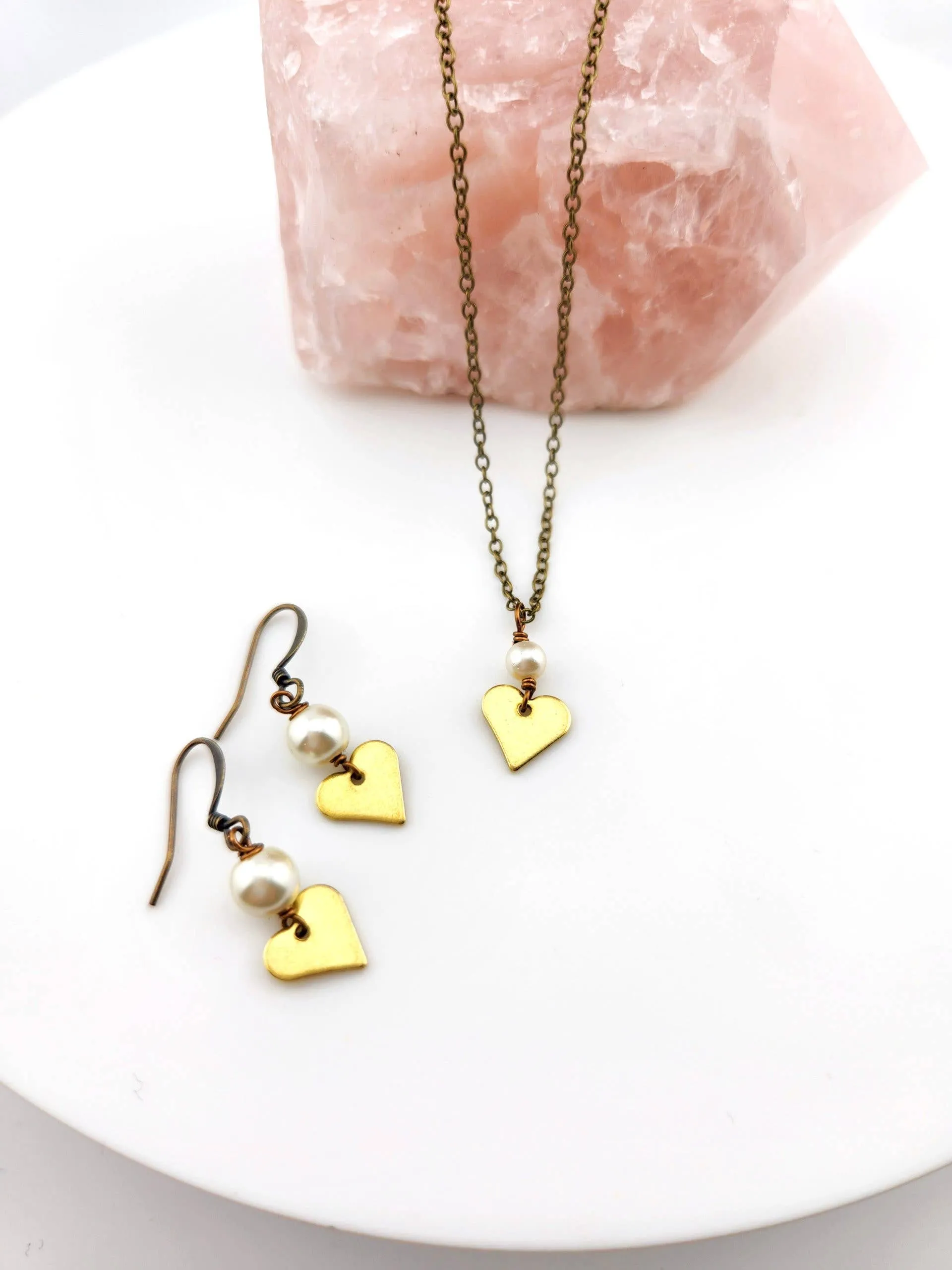 Dainty Heart & Pearl Necklace