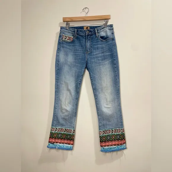 DRIFTWOOD Classic Fit Light Wash Colette Cropped Jeans