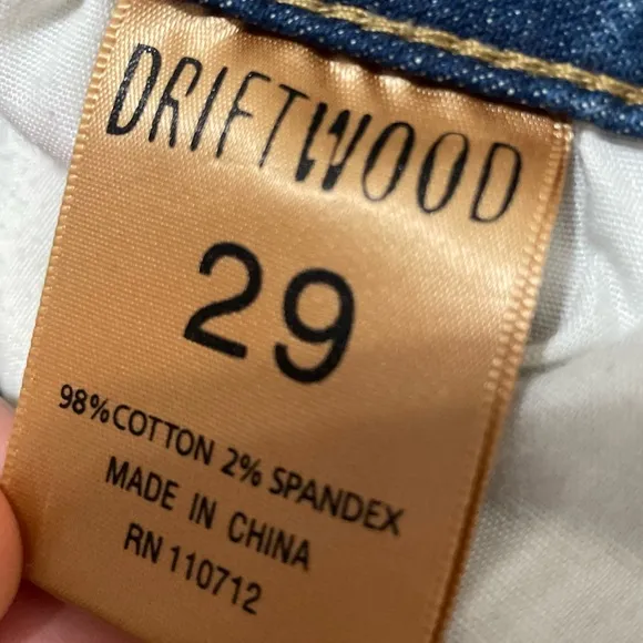 DRIFTWOOD Classic Fit Light Wash Colette Cropped Jeans