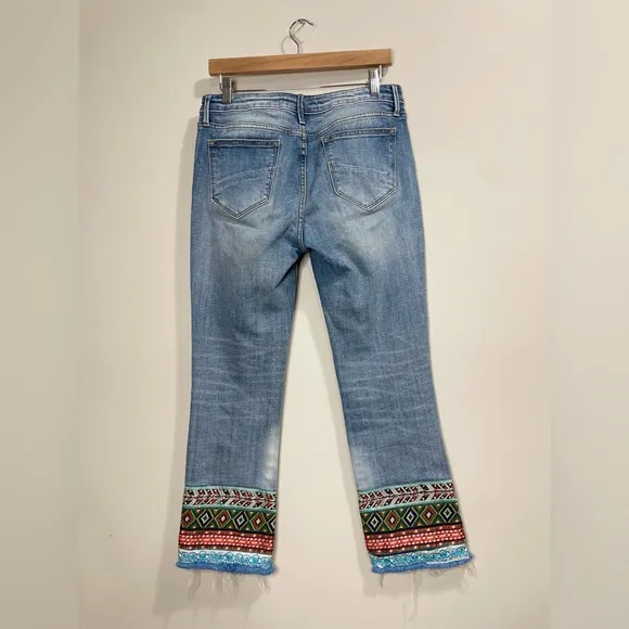 DRIFTWOOD Classic Fit Light Wash Colette Cropped Jeans