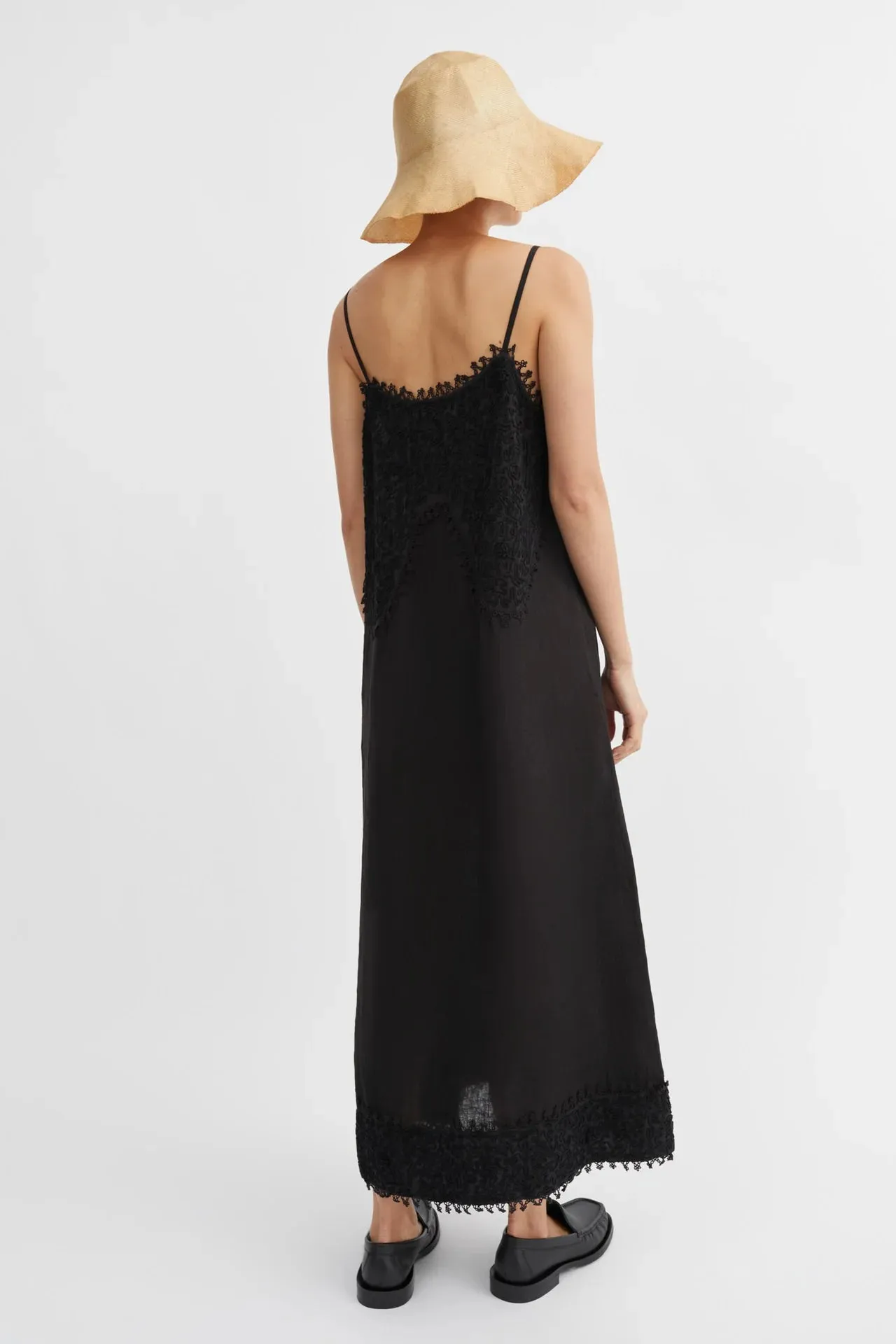 emmy dress in black