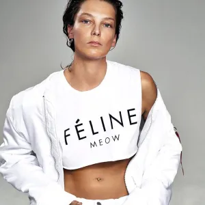 FELINE MUSCLE CROP TOP