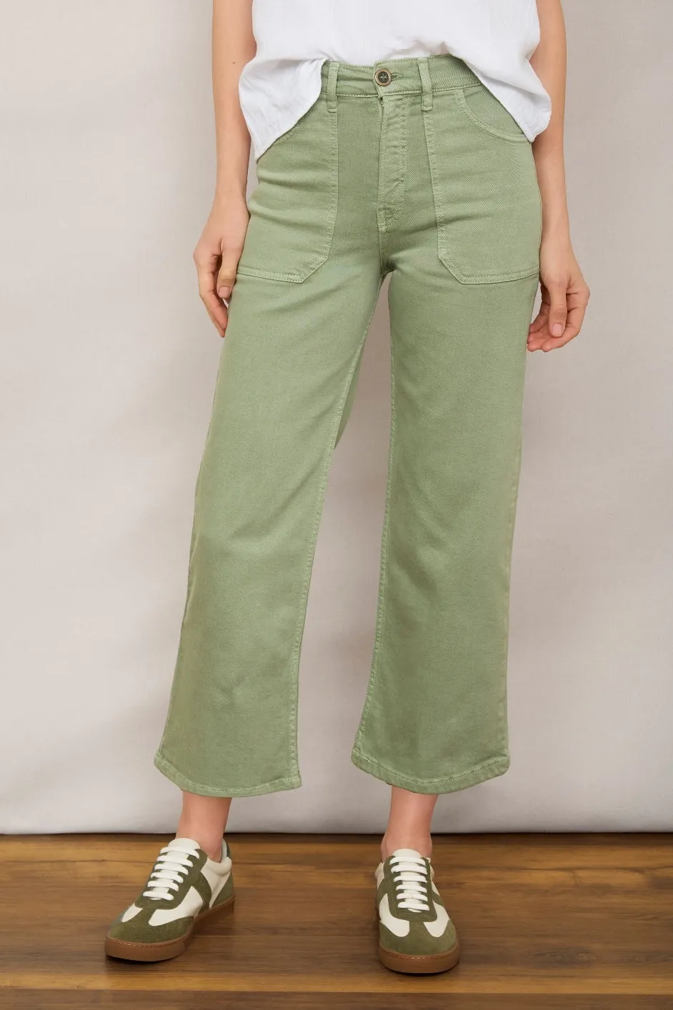 Flossie Carpenter Flare Cropped Jean - Sage Green