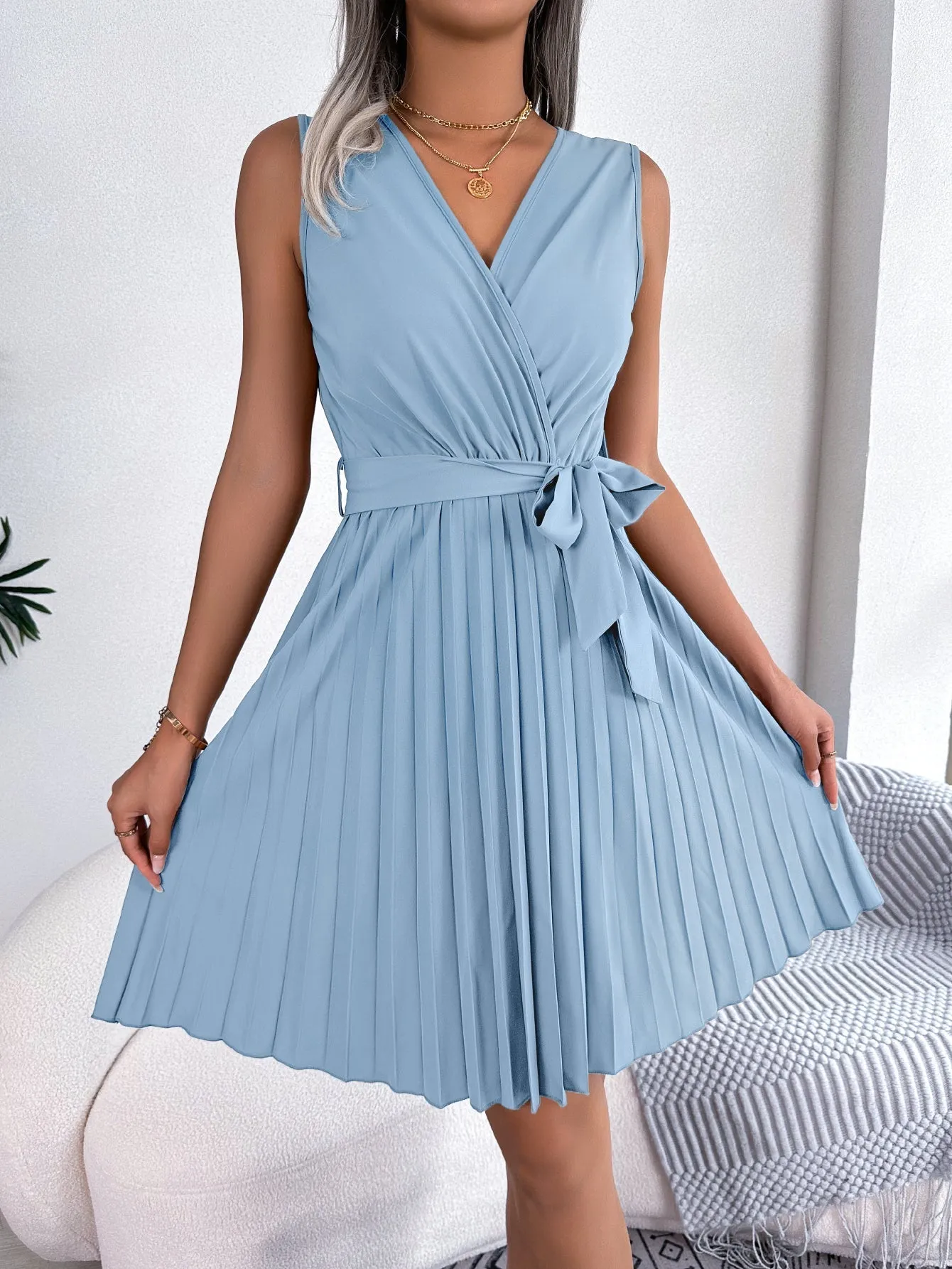 Luciana – Timeless Elegance Women’s Sleeveless Dress