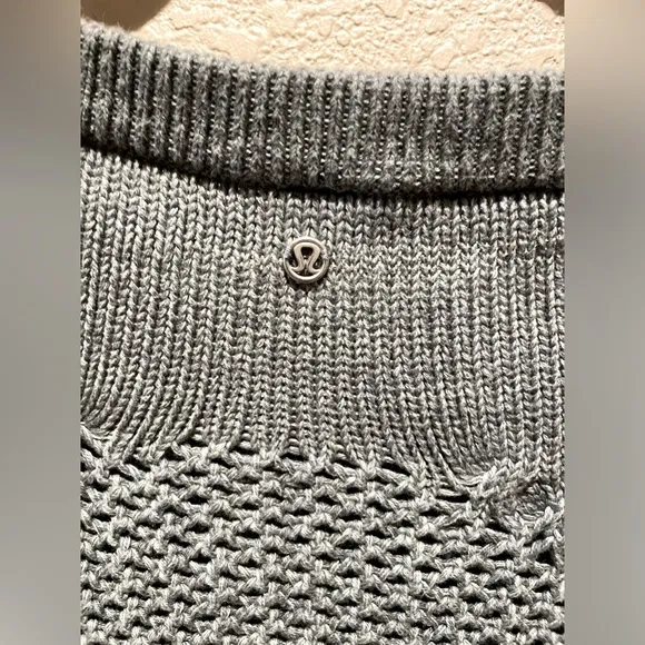 Lululemon Be Present Pullover Sweater Cropped Earl Grey
