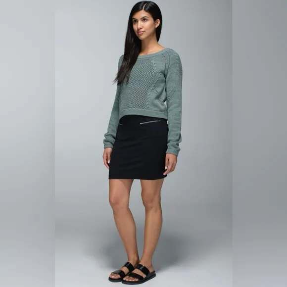 Lululemon Be Present Pullover Sweater Cropped Earl Grey
