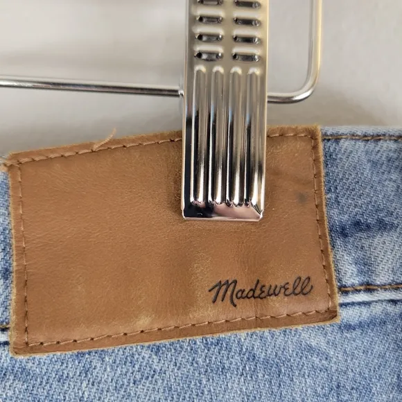 MADEWELL The High-Rise Slim Boyjean Raebrook wash distressed cropped denim jeans