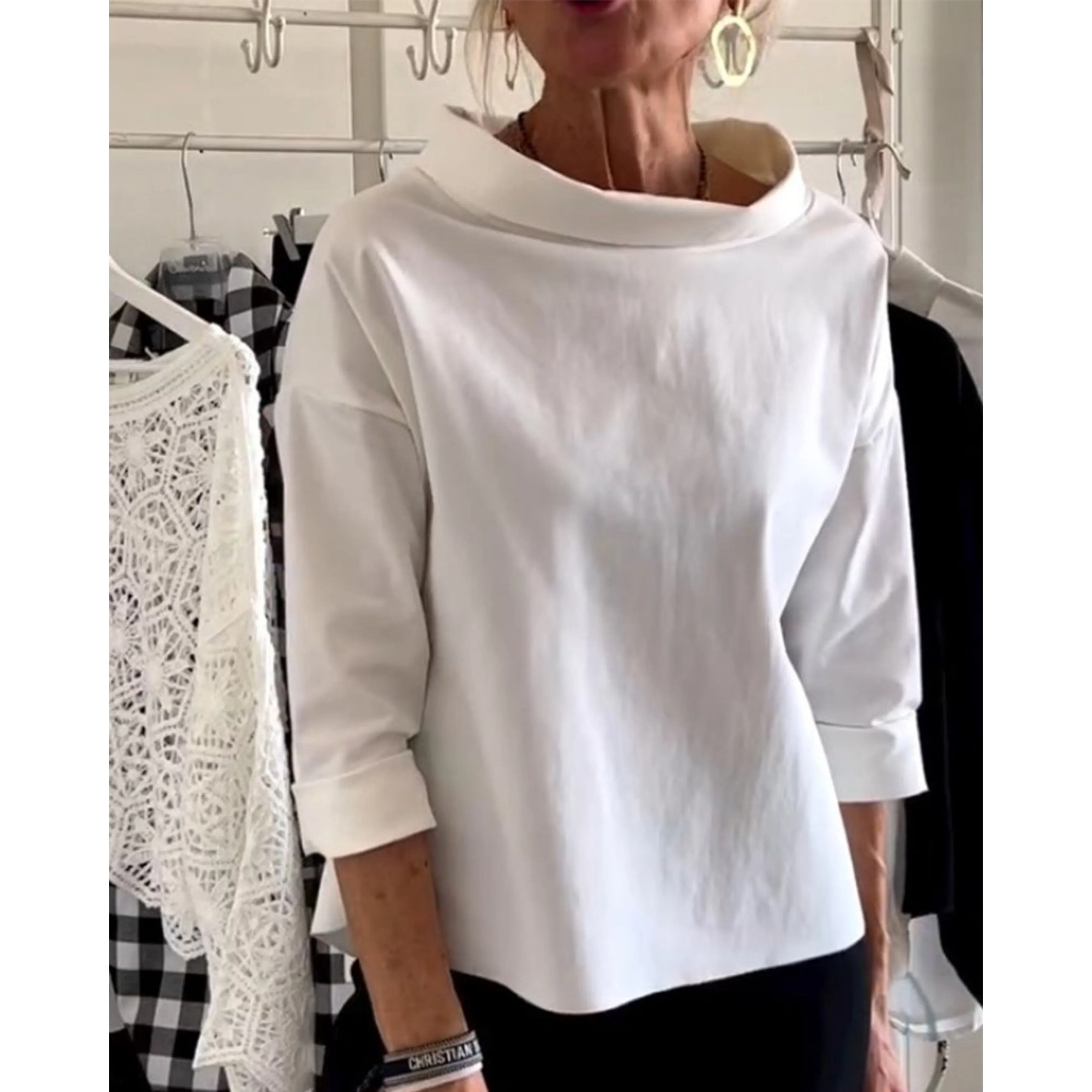 Marina® | Women's relaxed fit top, elegant