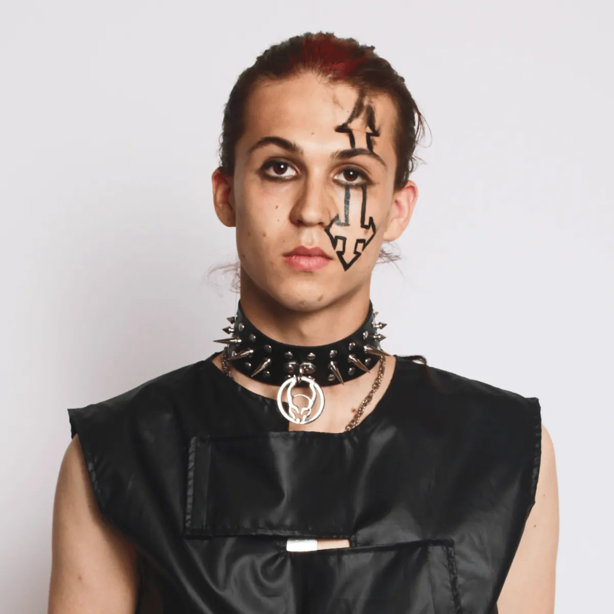 MULTI SPIKE LOGO COLLAR