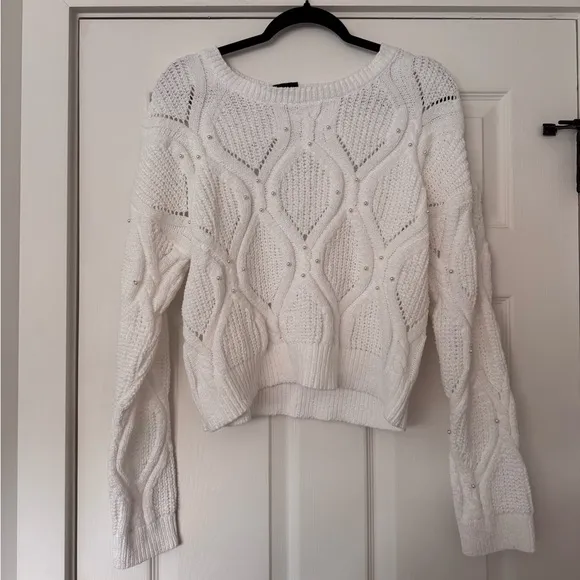 NWT✅ Plant Heart White-Cropped Pearl-Embellished Sweater Size XL🤍