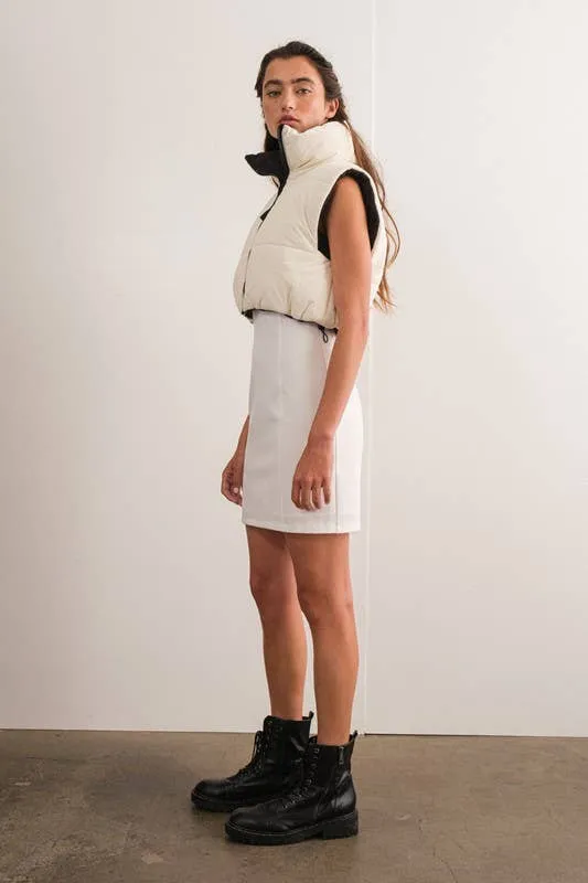 Papermoon Zariah Reversible Crop Puffer Vest - Black & Cream