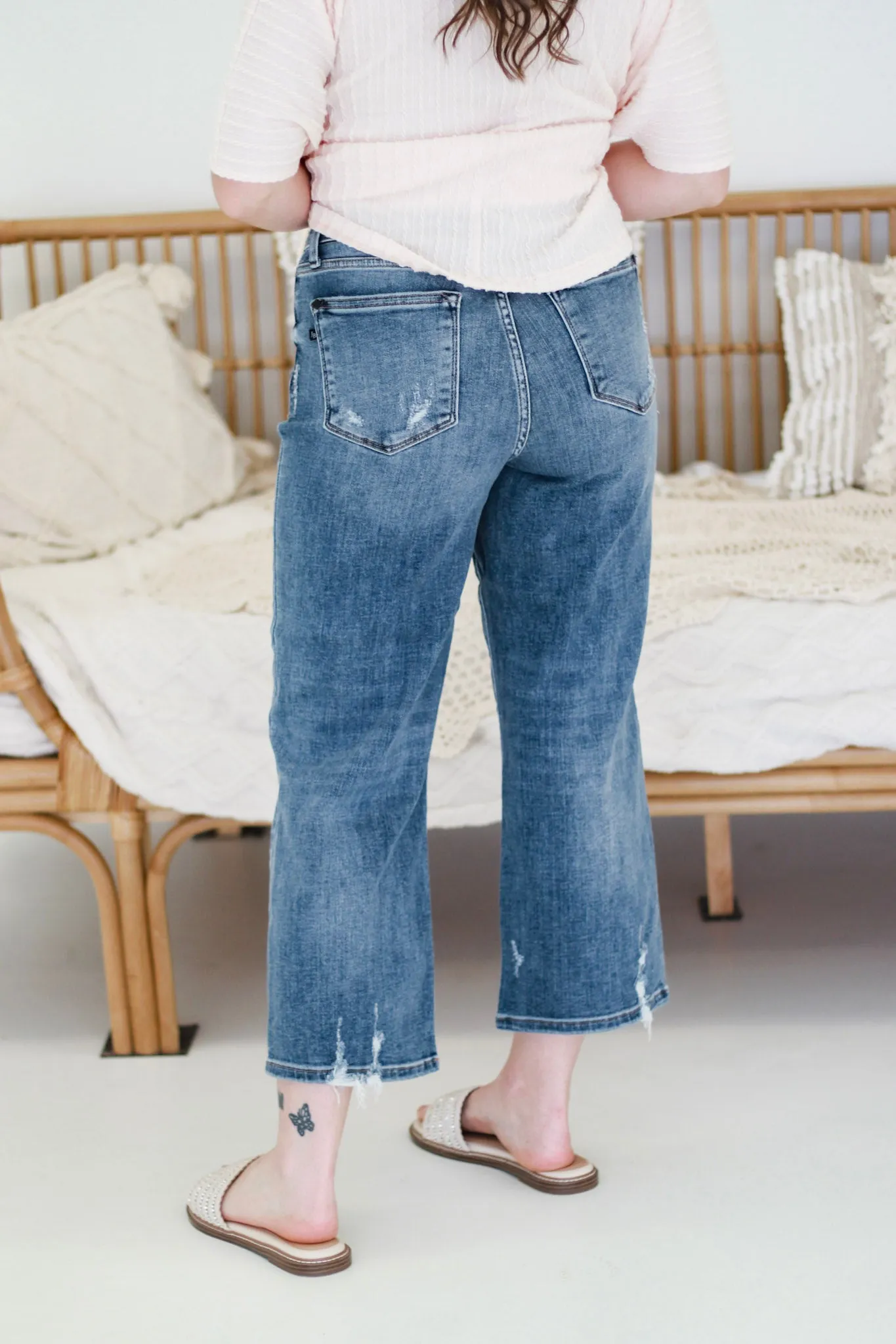 Pulling for You Cropped Judy Blue Jeans