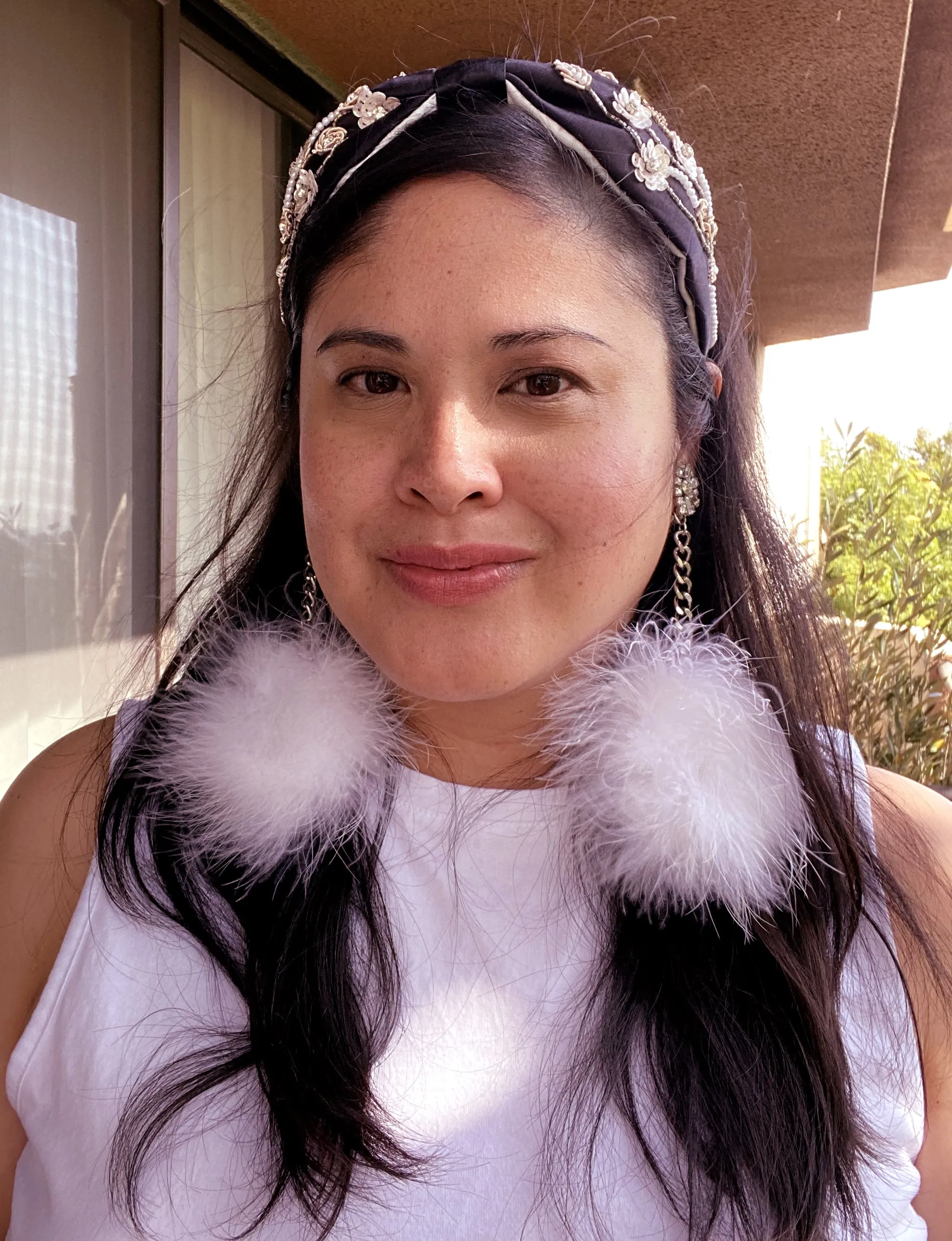 Rhinestone feather donut earrings