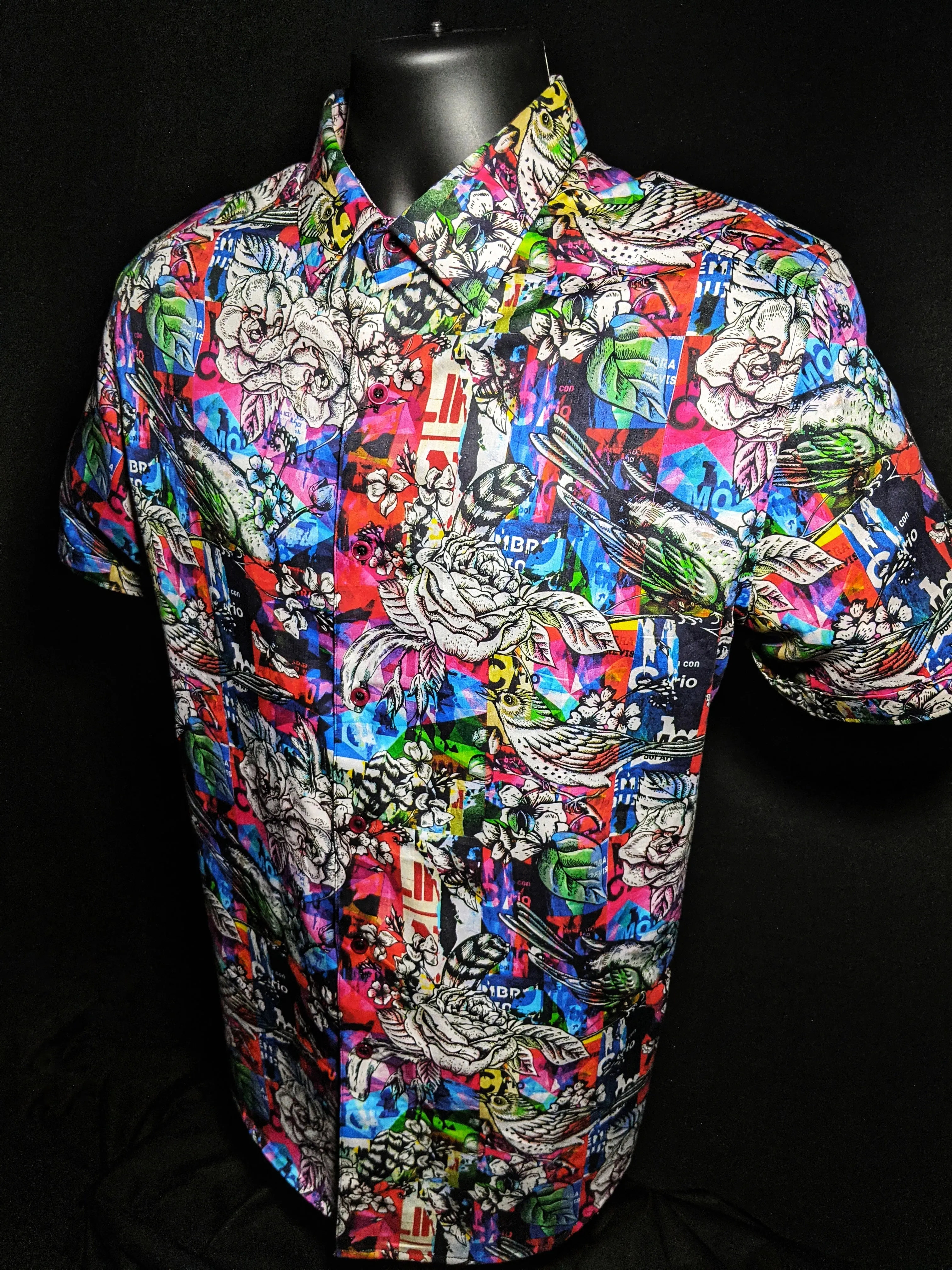 Robert Graham Collection Short Sleeve Shirt Medium Size