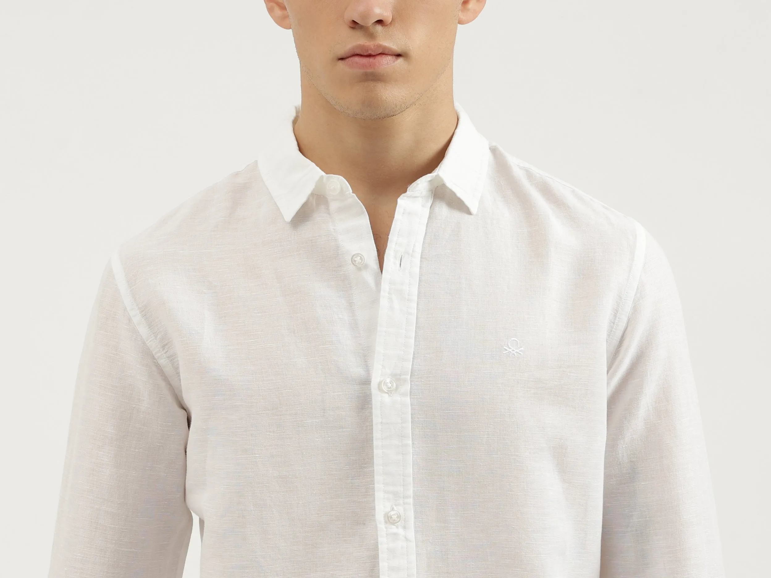 Slim Fit Spread Collar Solid Shirts