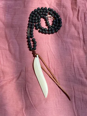 SN3086BlackLavaBoneFeatherPendant