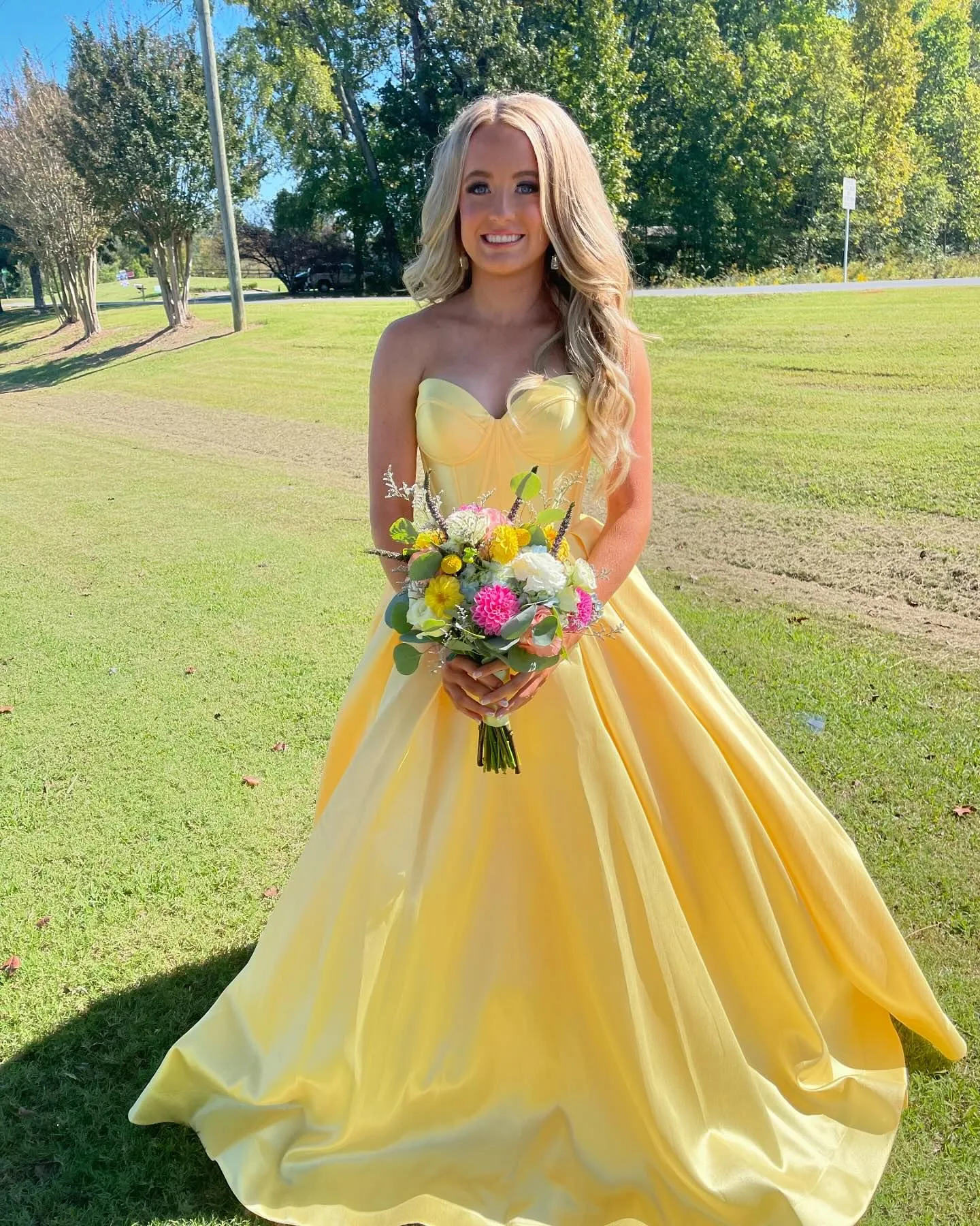 Sweetheart Green Satin A-line Long Formal Gown