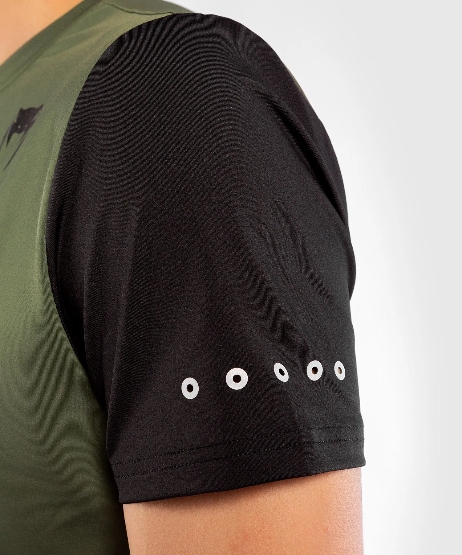 T-shirt Dry-Tech Venum Classic Evo - Kaki/Zilver