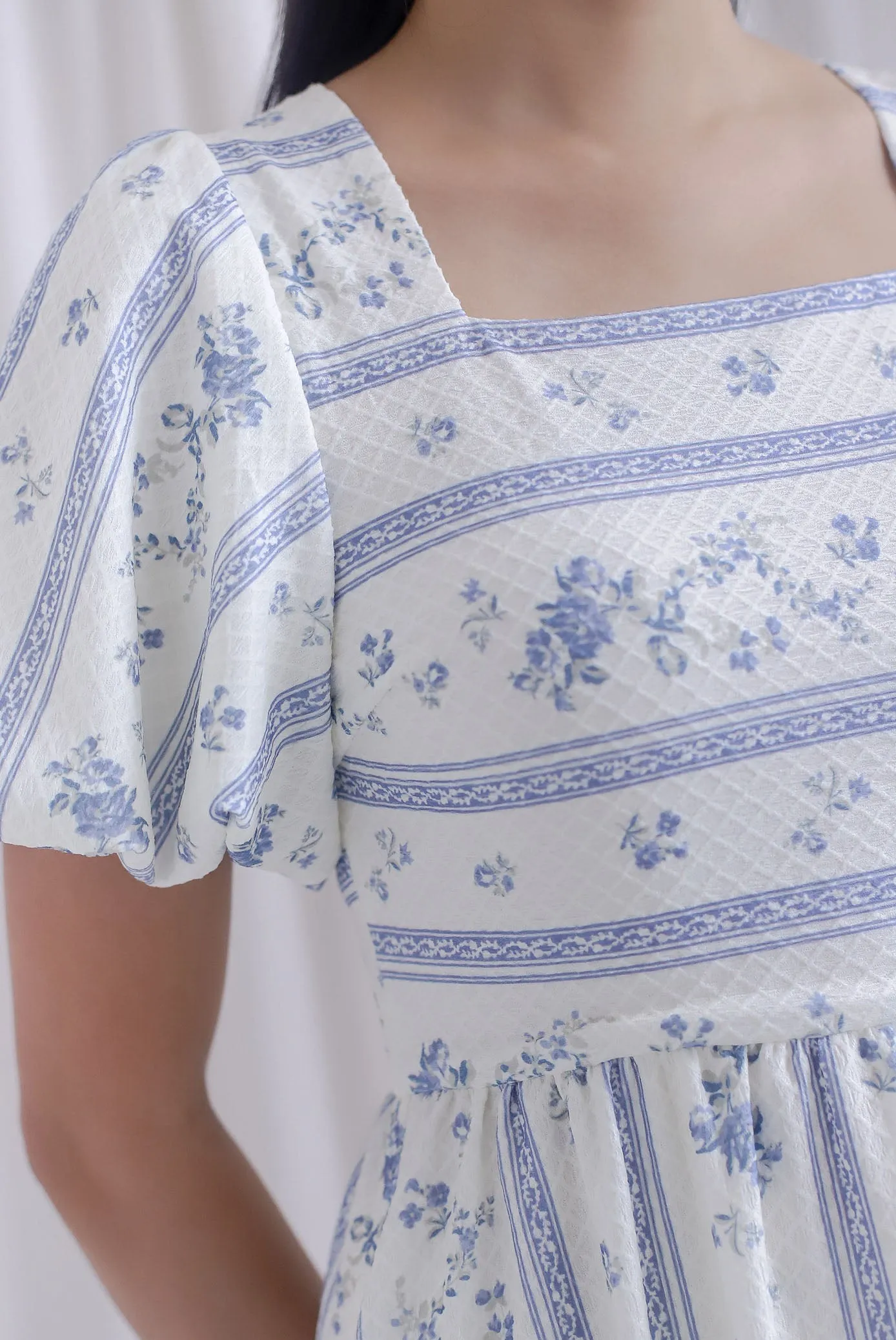 Talulla Stripes Floral Puffy Sleeve Dress In Blue