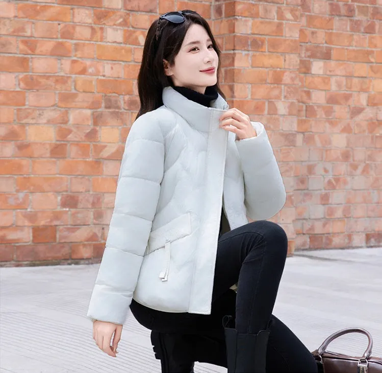 Thickened Quilted Puffer Jacket for Women with Elastic Hem Enclosure